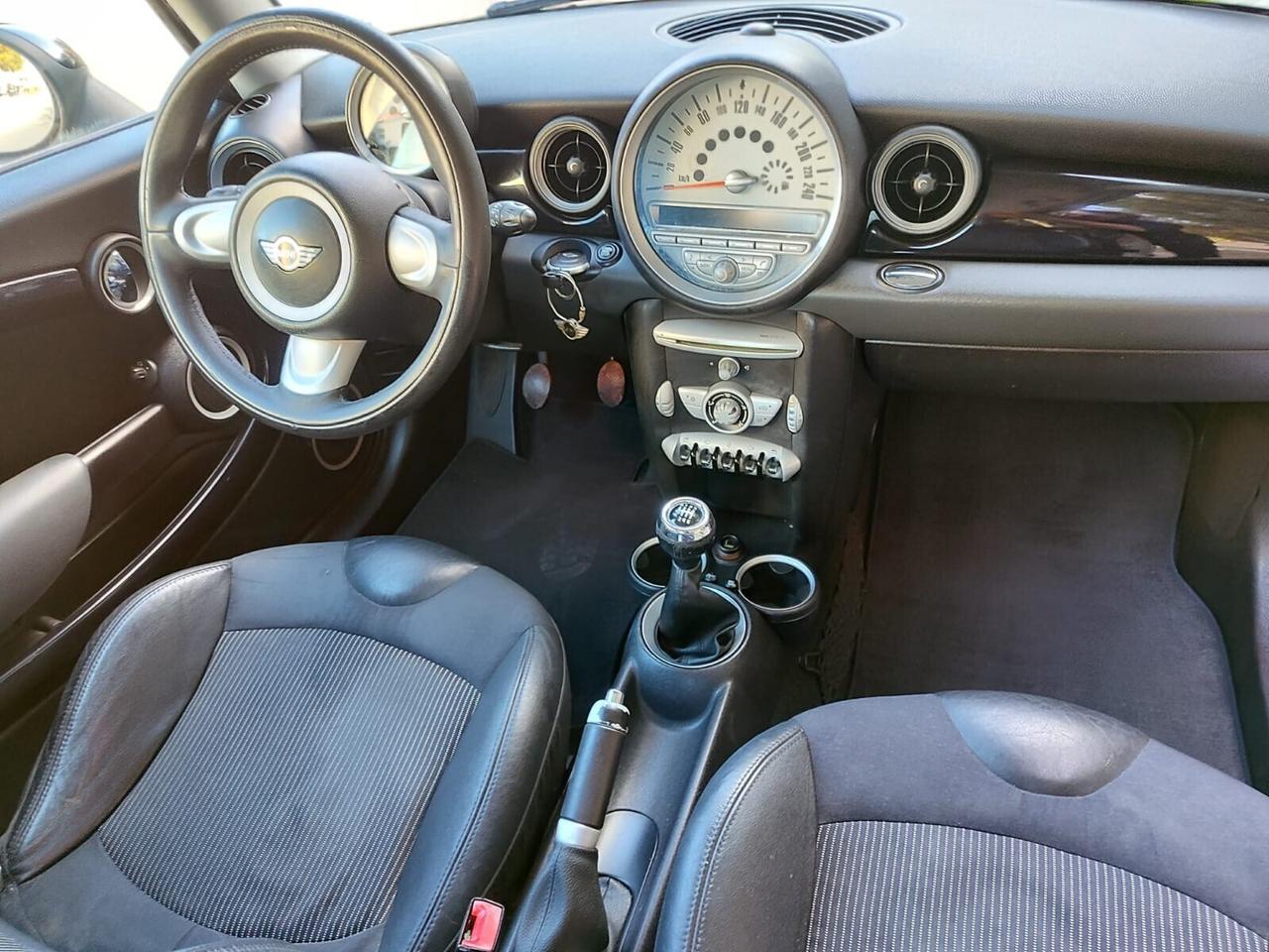 Mini Cooper D 1.6 DIESEL 2008!!