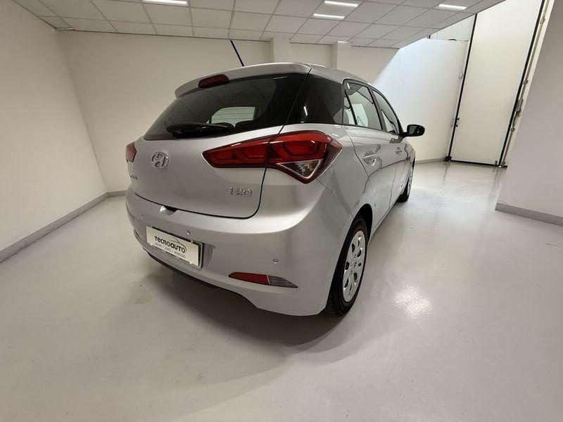 Hyundai i20 1.4 Automatica 5Pt Trend