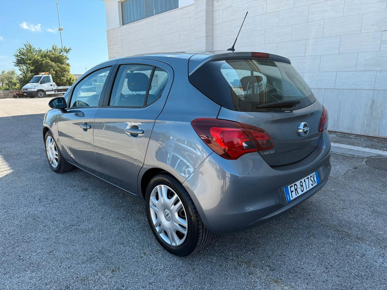 Opel Corsa 1.2 Advance 70 CV 5/P