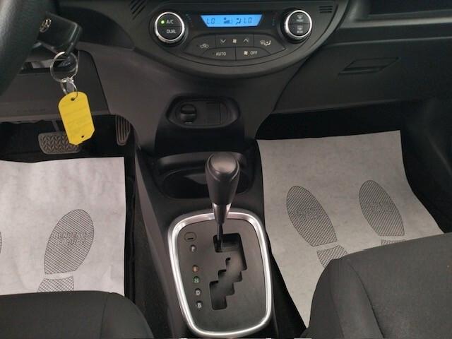 Toyota Yaris 5p 1.5h Active *AUTOMATICA*NEOPATENTATI*
