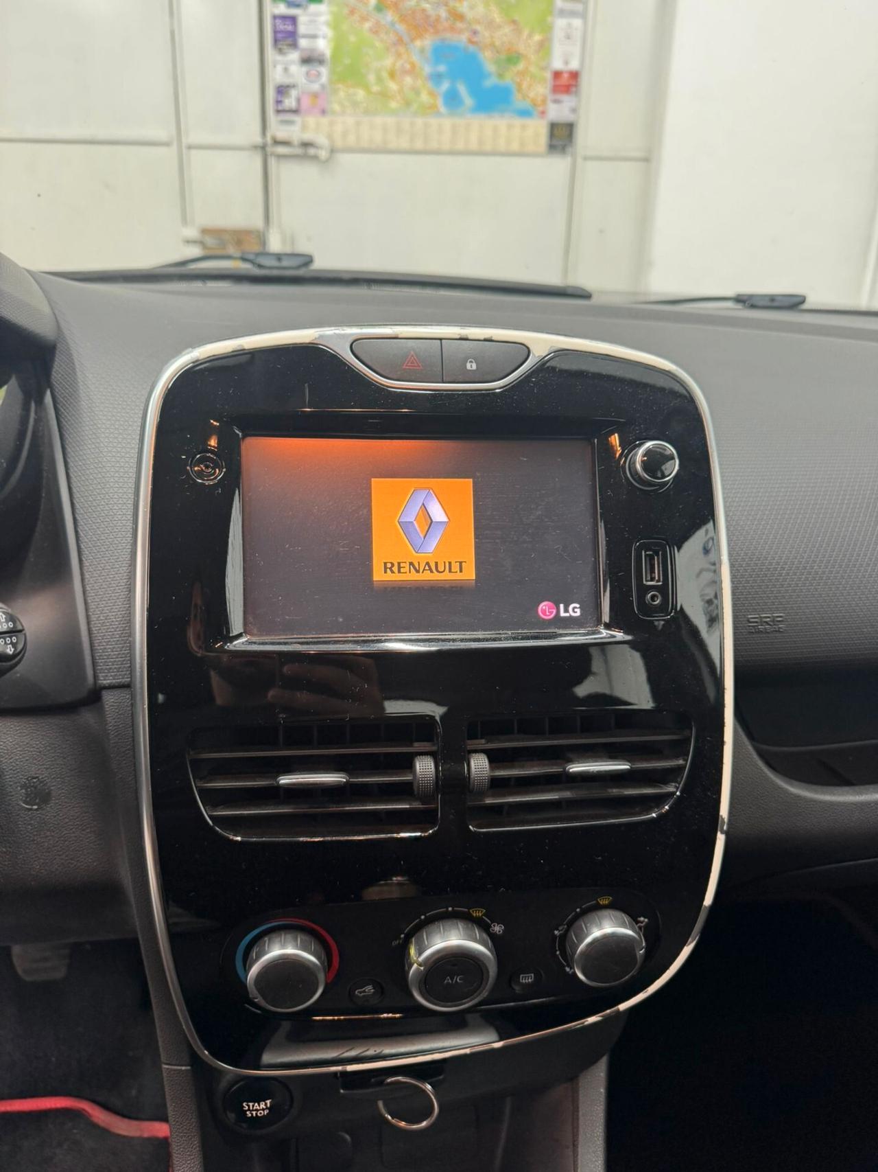 Renault Clio dCi 8V 75 CV Start&Stop 5 porte Energy Duel