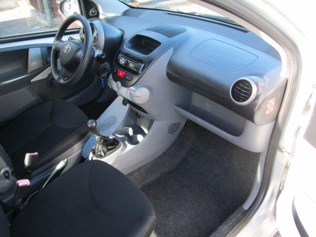 TOYOTA Aygo 1.0 12V VVT-i 5 porte