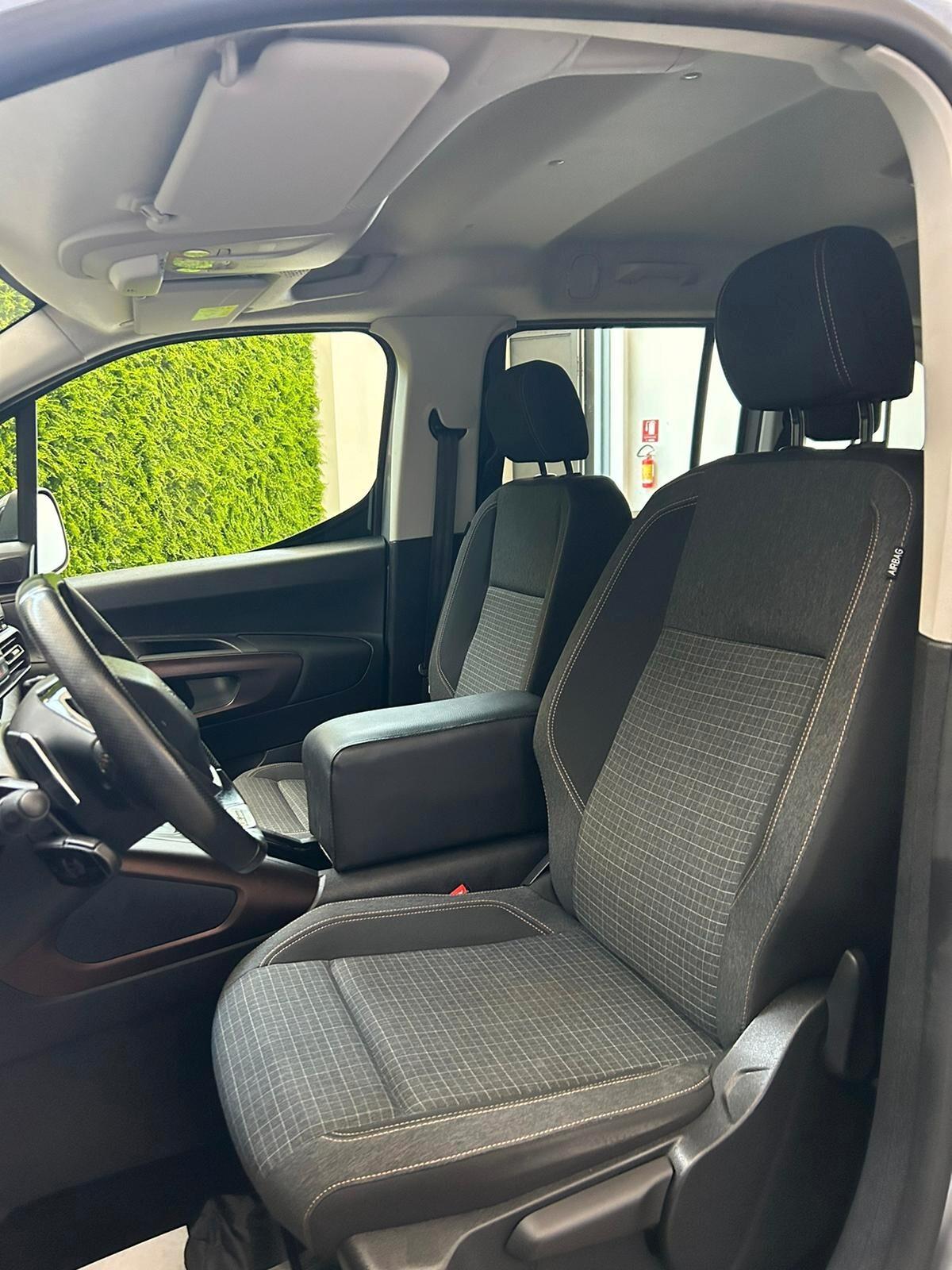 Peugeot Rifter BlueHDi 130 S&S EAT8 GT Line Standard