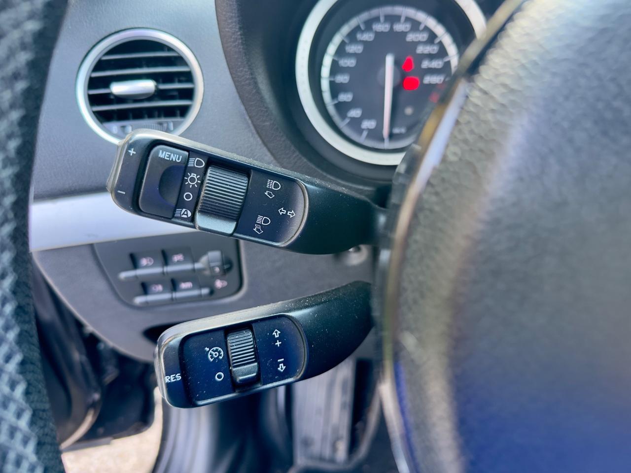 Alfa Romeo 159 1.9 JTDm Sportwagon Distinctive