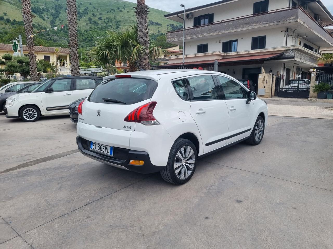 Peugeot 3008 1.6 HDi 115CV Business - 2015