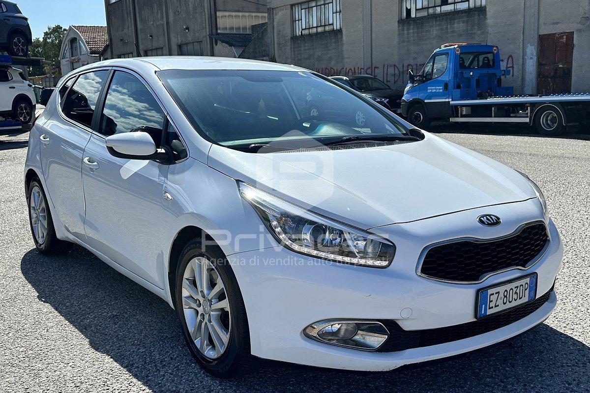 KIA cee'd 1.6 CRDi 128 CV 5 porte Stop&Go high tech