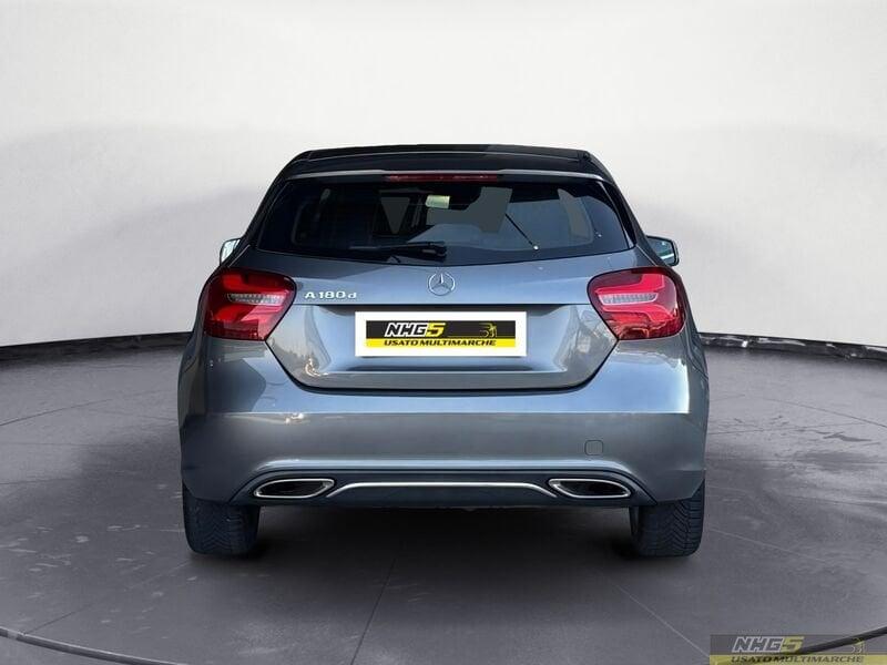 Mercedes-Benz Classe A A 180 d Sport