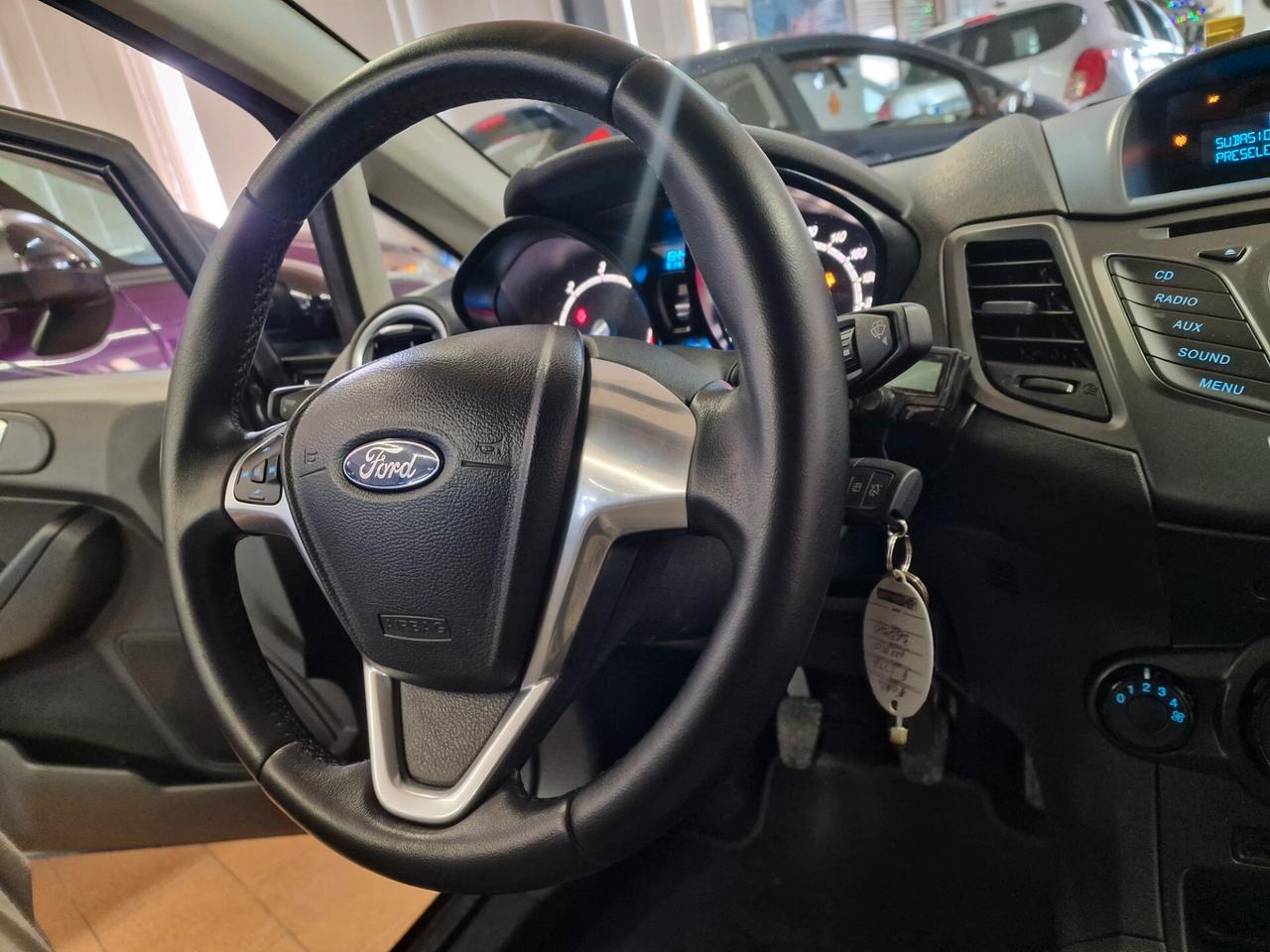 Ford Fiesta 1.5 TDCi 75CV 5 porte Titanium