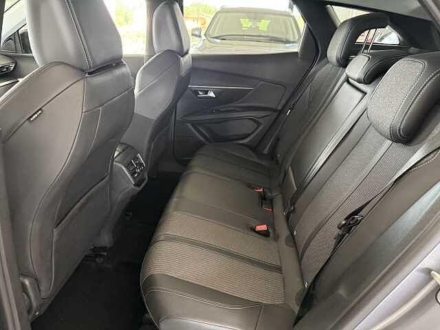 Peugeot 3008 1.5 BlueHDi 130 CV EAT8 Allure