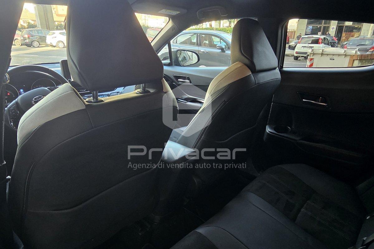 TOYOTA C-HR 2.0 Hybrid E-CVT GR Sport Black Edition