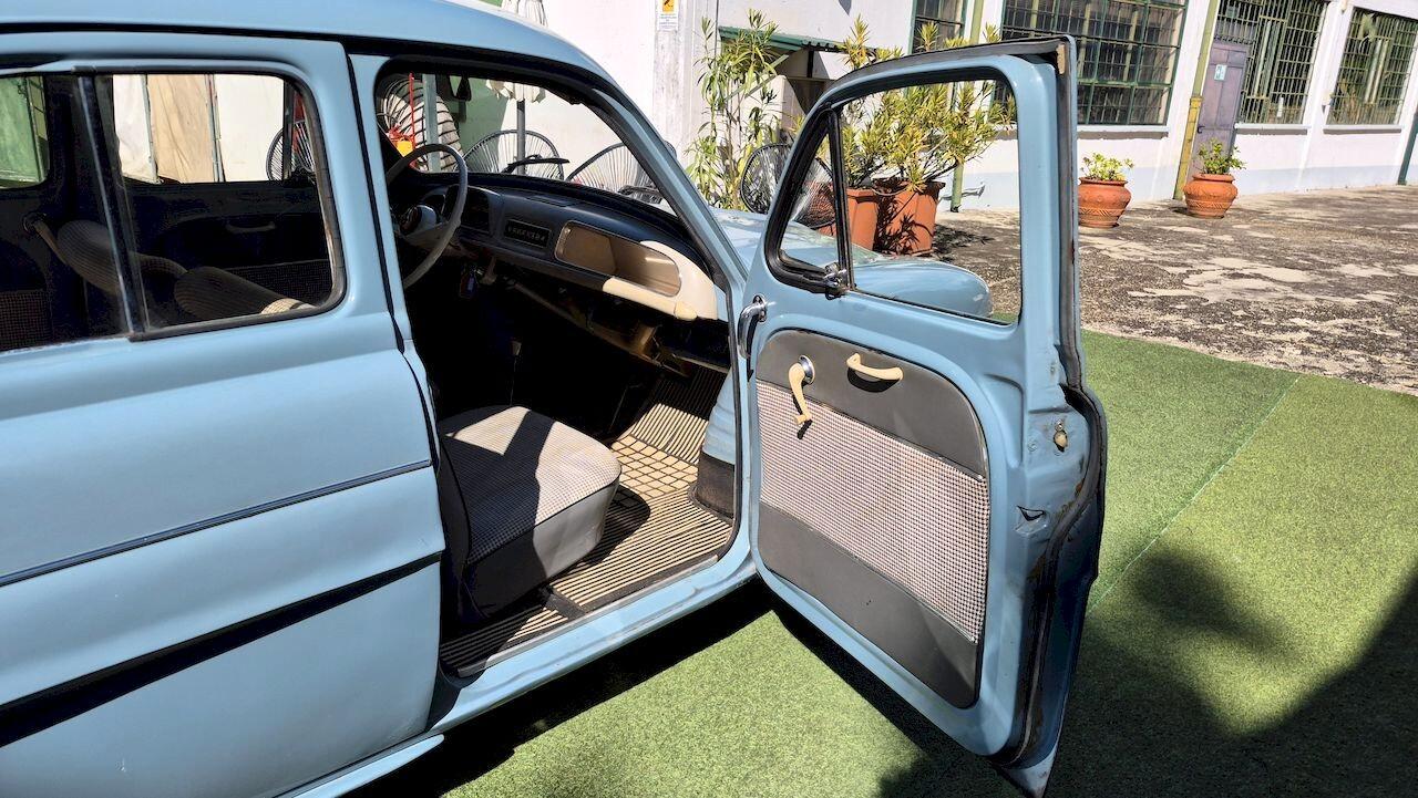 Alfa Romeo Dauphine – 1961