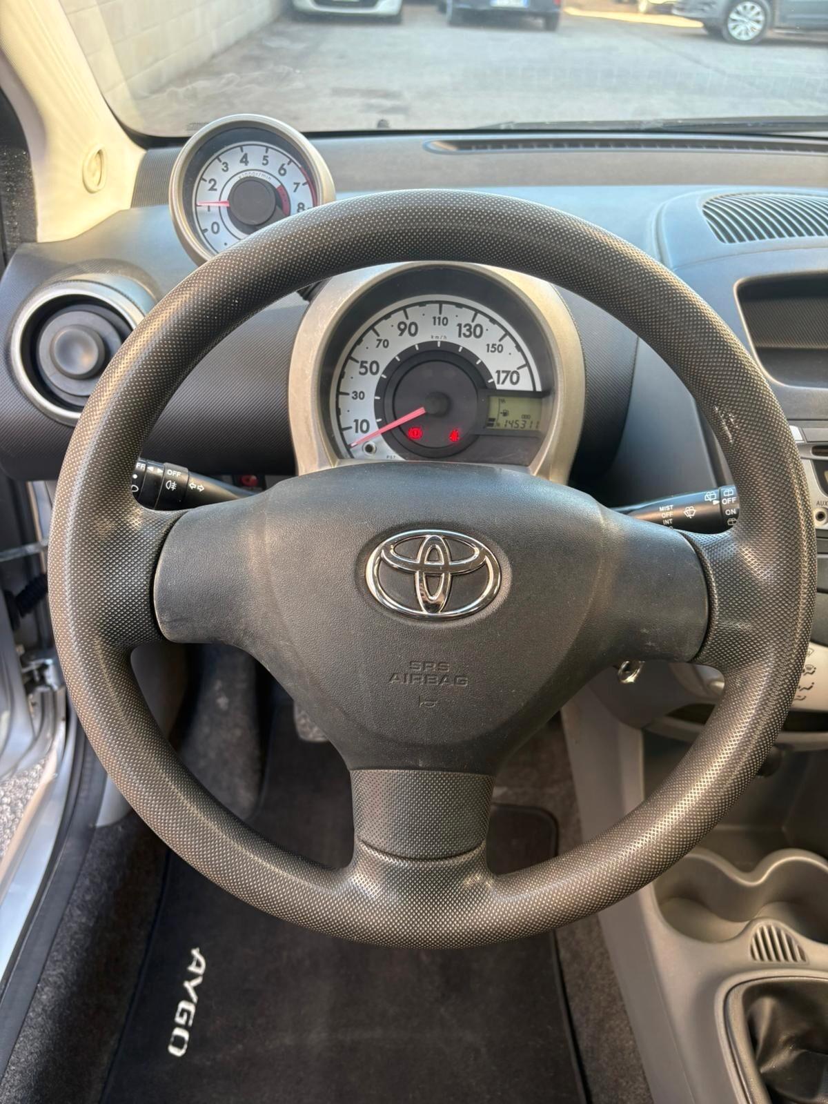 Toyota Aygo 5porte 1.0 68cv SOL CLIMA/RADIO