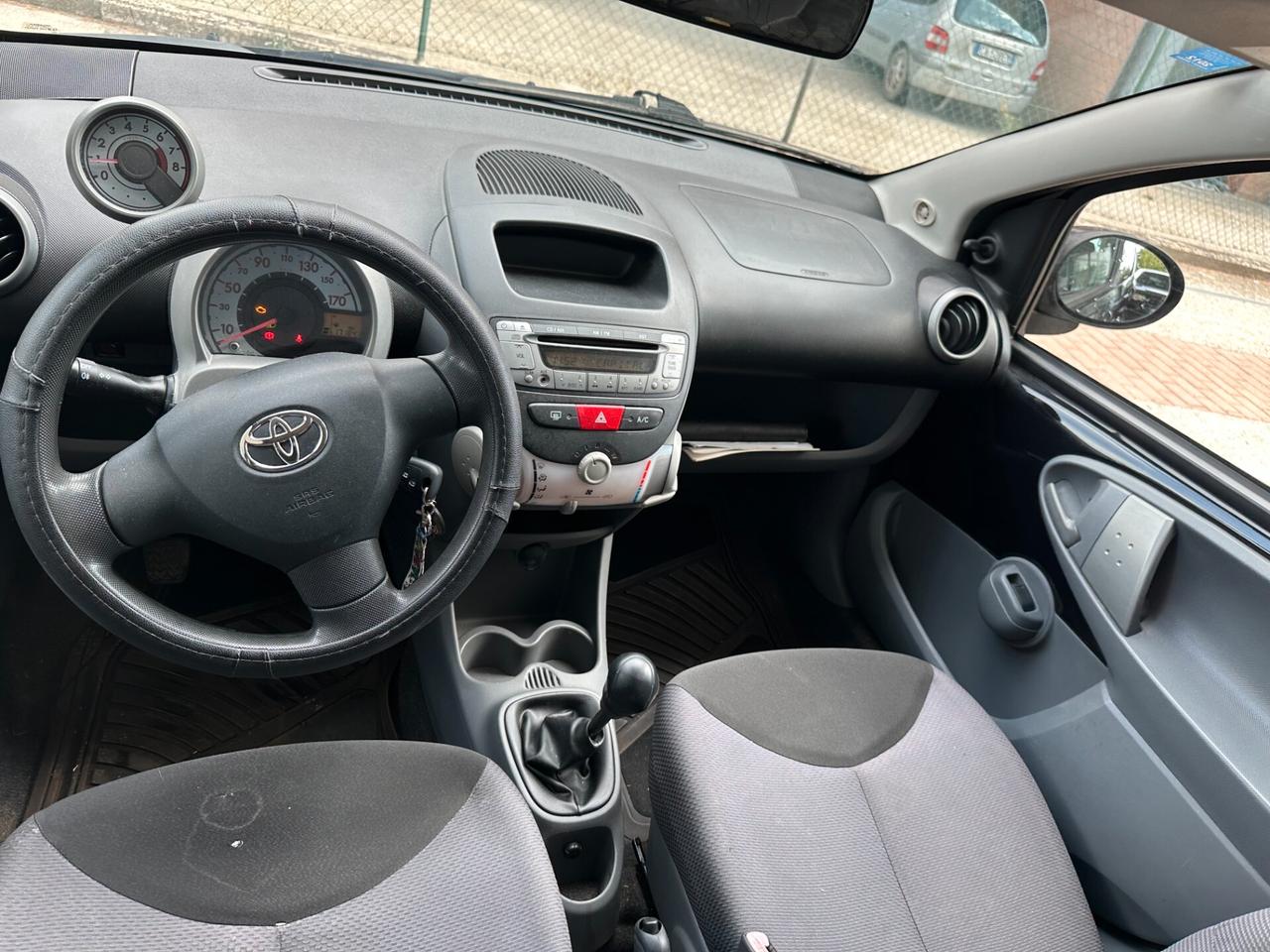 Toyota Aygo 1.0 Neopatentati (12 Rate)