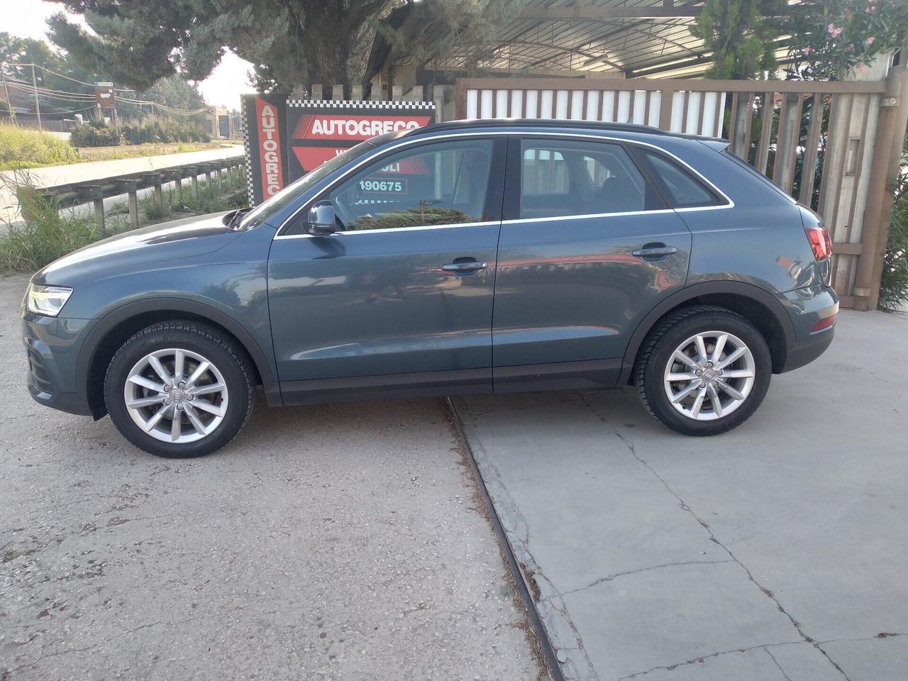 Audi Q3 2.0 TDI 120 CV Sport