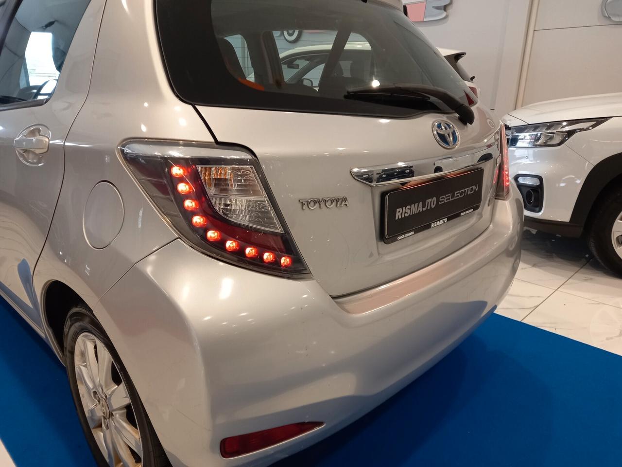 Toyota Yaris 1.5 Hybrid 5 porte Lounge