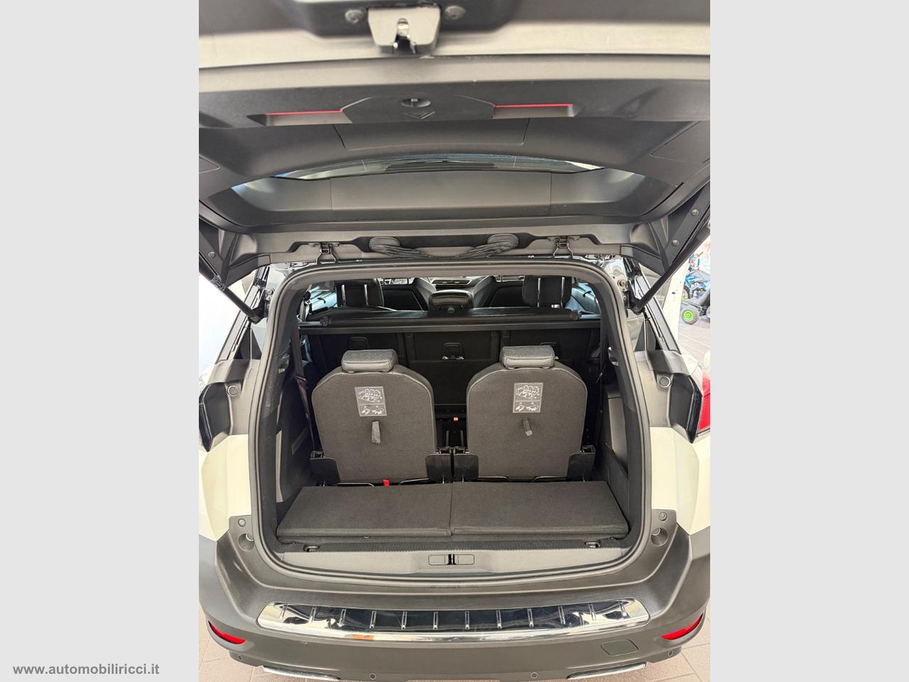 PEUGEOT 5008 BlueHDi 130 S&S GT Line 7 POSTI