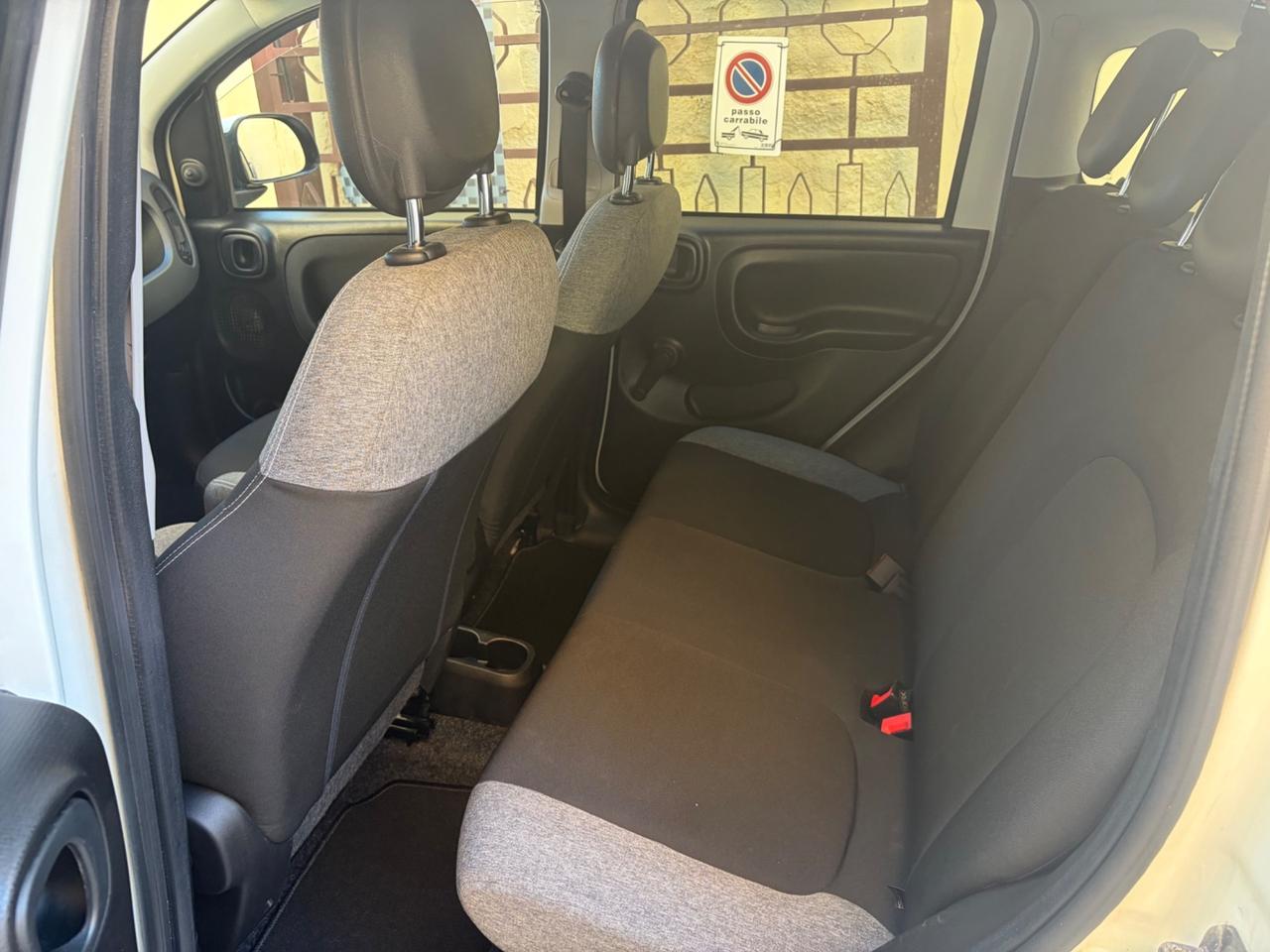 Fiat Panda 1.0 FireFly S&S Hybrid City Cross