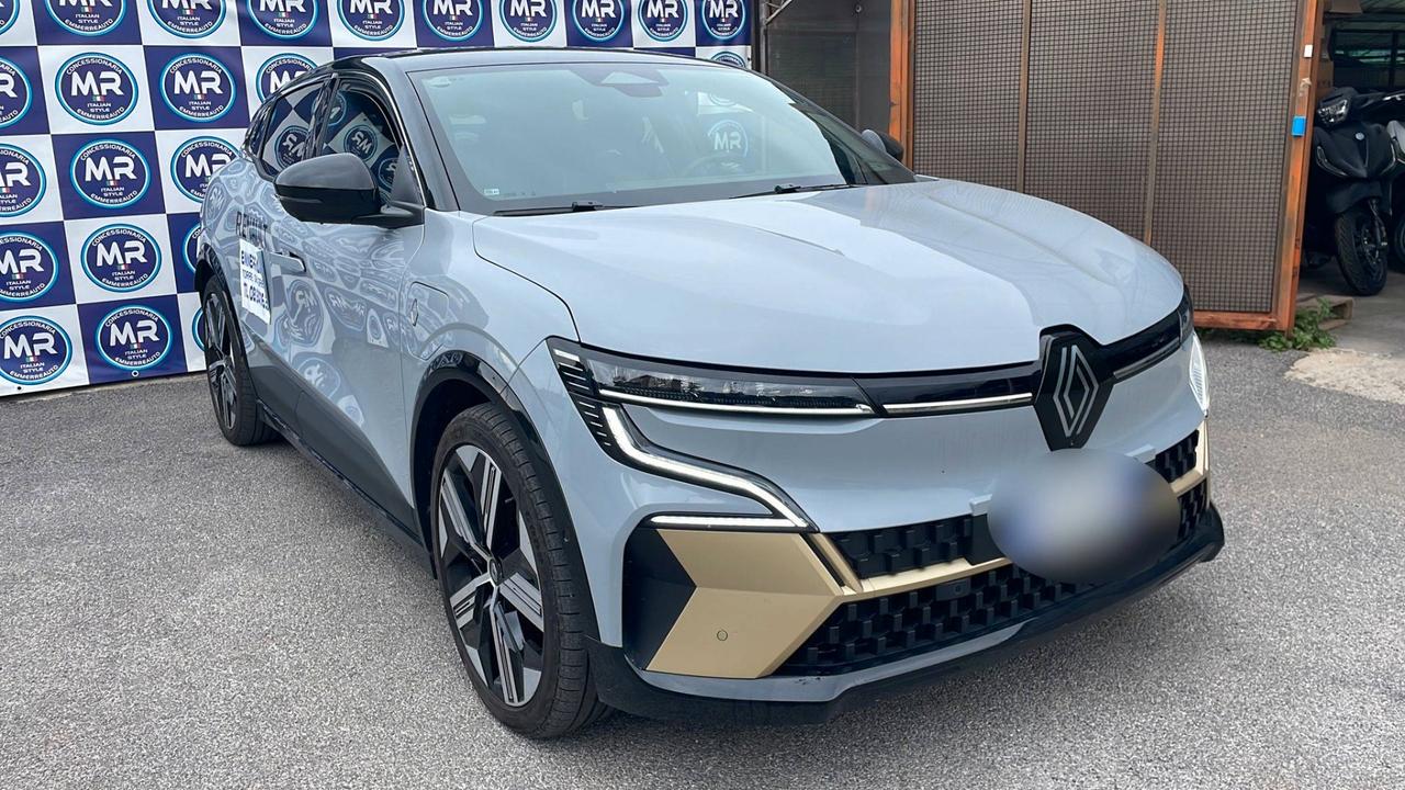 Renault Megane E-TECH 100% ELECTRIC ICONIC NUOVA