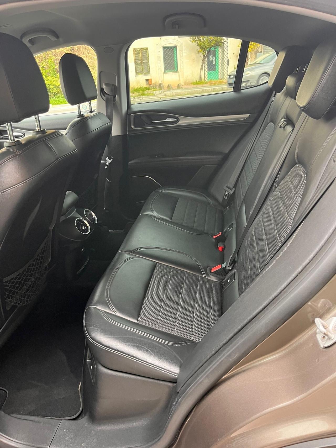 ALFA ROMEO STELVIO Q4 EXECUTIVE 180CV