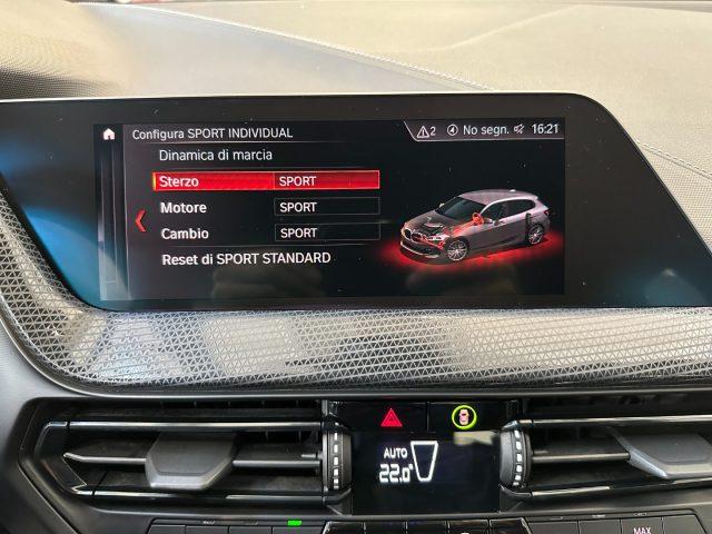 BMW 116 d Sport Automatica - LED - Carplay - 17"