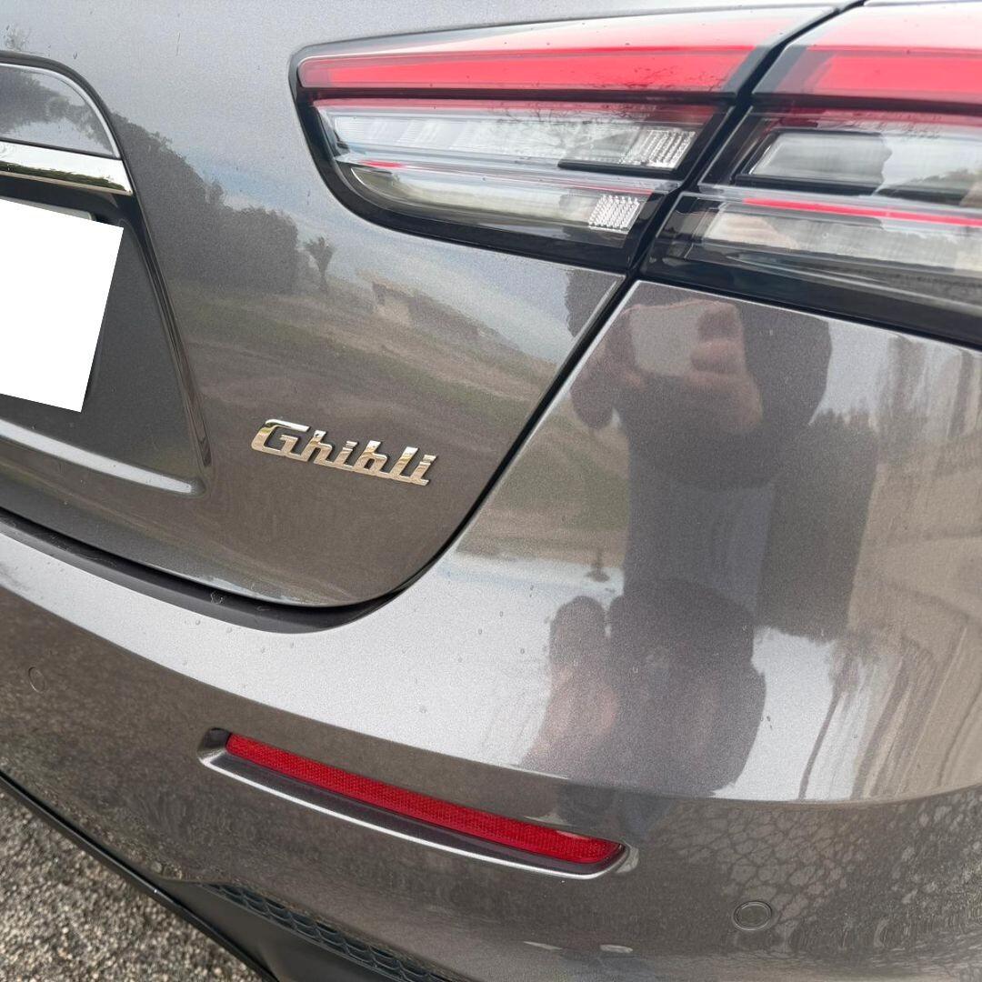 Maserati Ghibli 330 CV MHEV GT