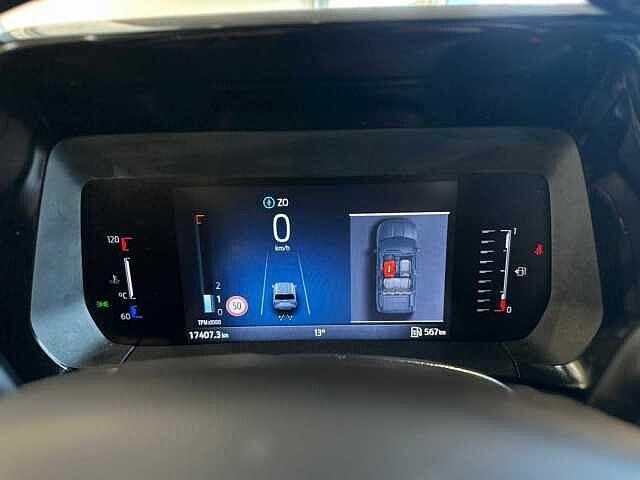 Ford Tourneo Courier 1.0 EcoBoost Titanium