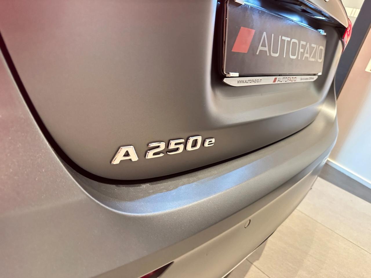 Mercedes-benz A 250 A 250 e Automatic EQ-Power Sport