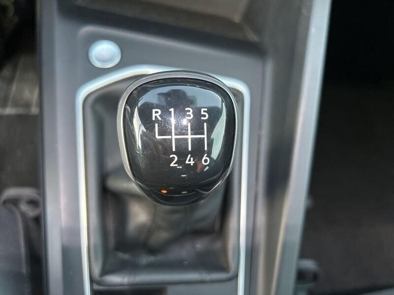 Volkswagen Golf VIII 2020 1.0 tsi evo Life 110cv