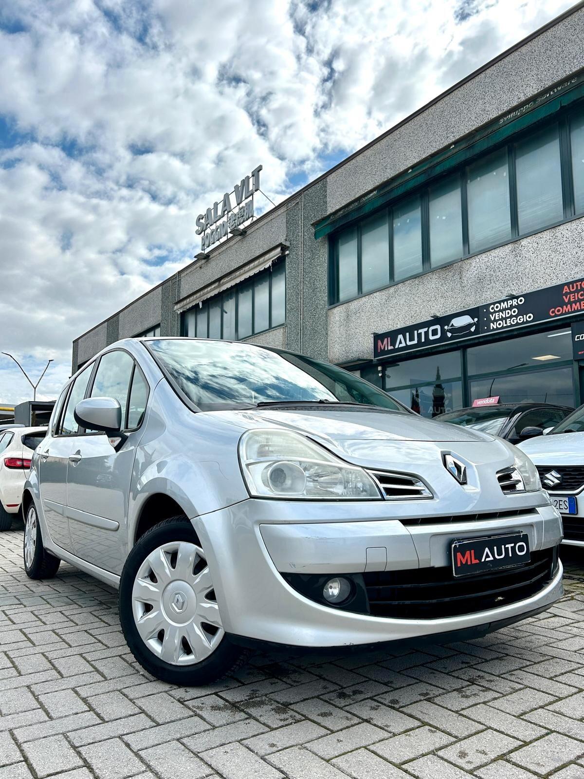 Renault Modus 1.2 16V Live (55kw)