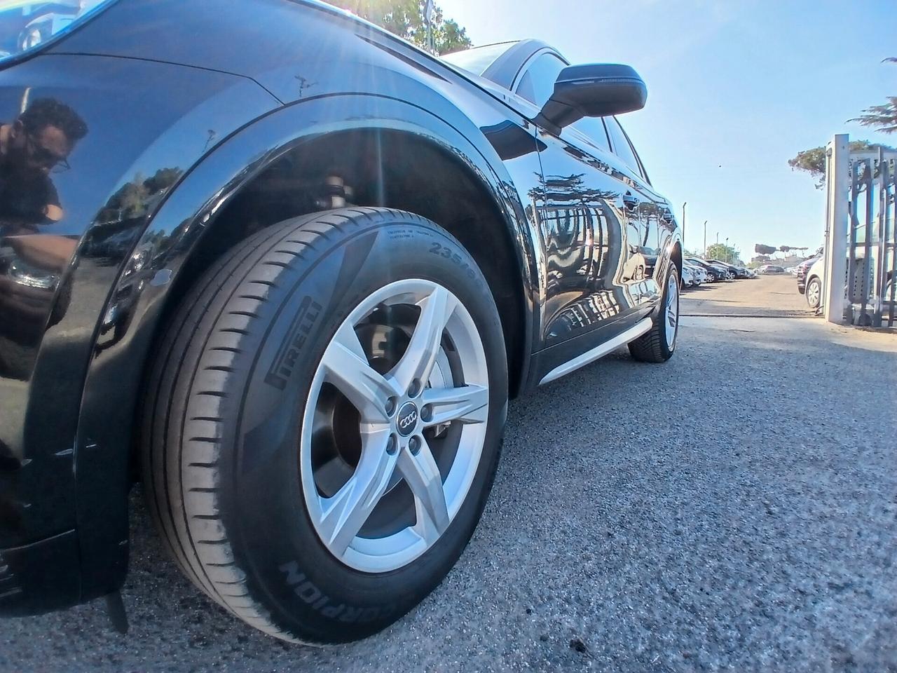 Audi Q5 2.0 TDI quattro S tronic Business