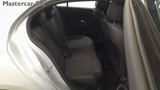 MERCEDES-BENZ A 250 e eq-power Business Extra auto - GC736ZY