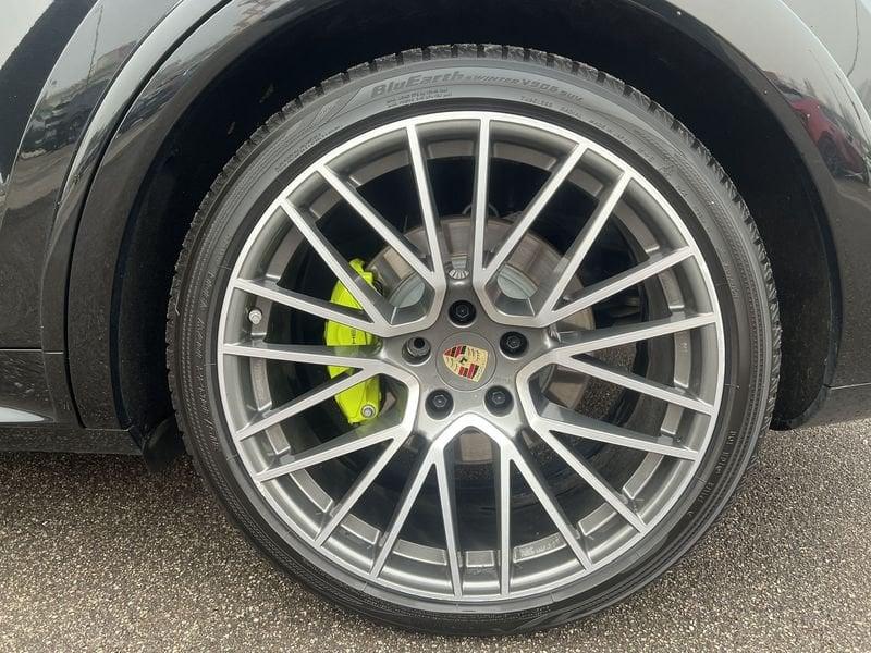 Porsche Cayenne Coupè Cayenne Coupè 3.0 V6 E-Hybrid Platinum Edition 462 CV