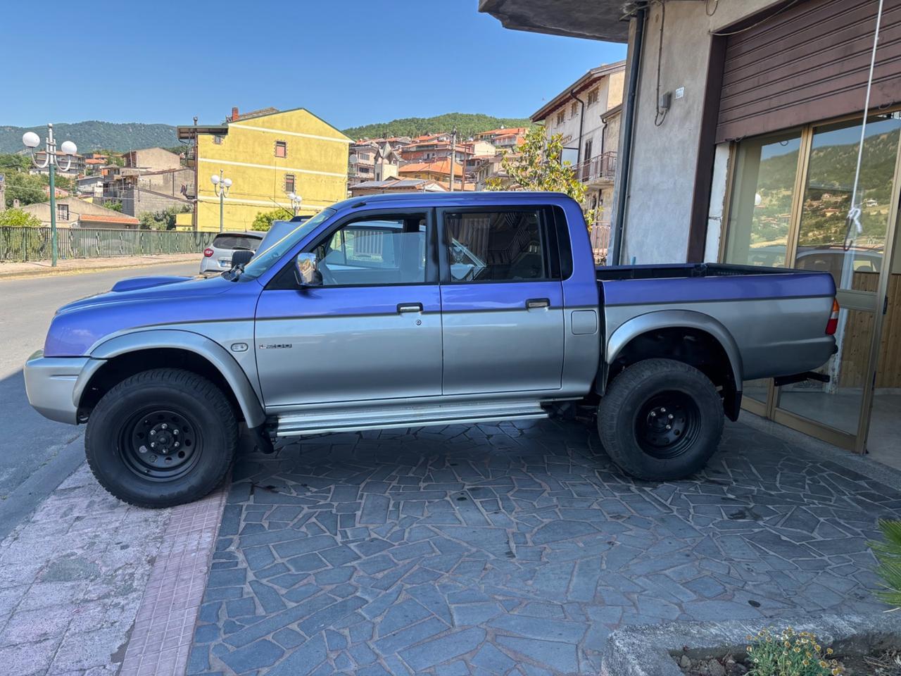 Mitsubishi L200 2.5 TDI 4WD Double Cab Pick-up GLS