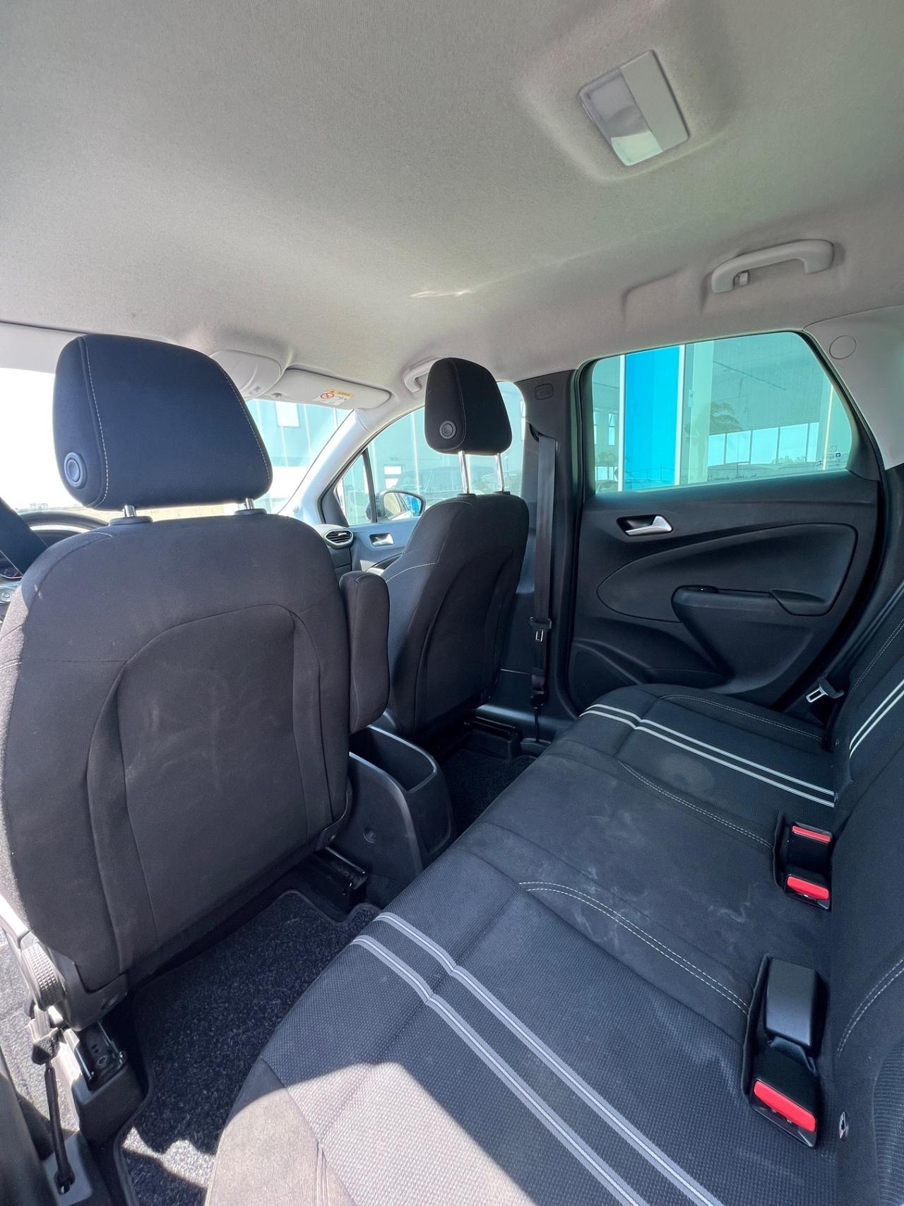 Opel Crossland 1.5 ECOTEC D 110 CV Elegance - possibilità noleggio no scoring