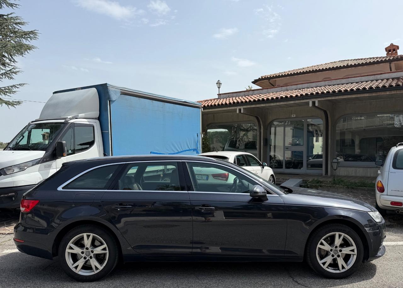 Audi A4 2.0 TDI 190 CV ultra S tronic Design