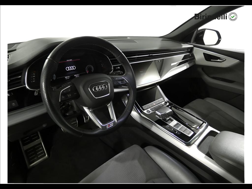 AUDI Q8 - Q8 50 TDI 286 CV quattro tiptronic Sport