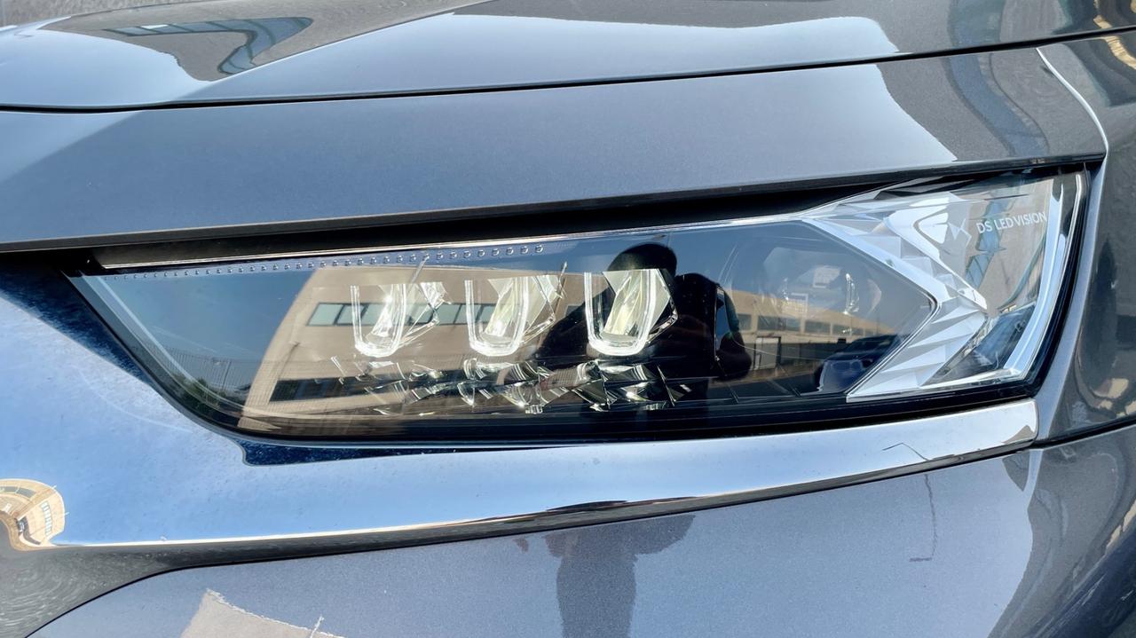 DS7 CROSSBACK GRAND CHIC VAN 1.5 BLUEHDI 131 CV - PELLE, N1, NEOPATENTATI