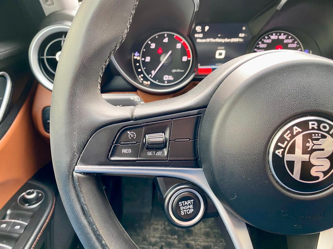 Alfa Romeo Giulia 2.2 Turbodiesel 180 CV AT8 Super