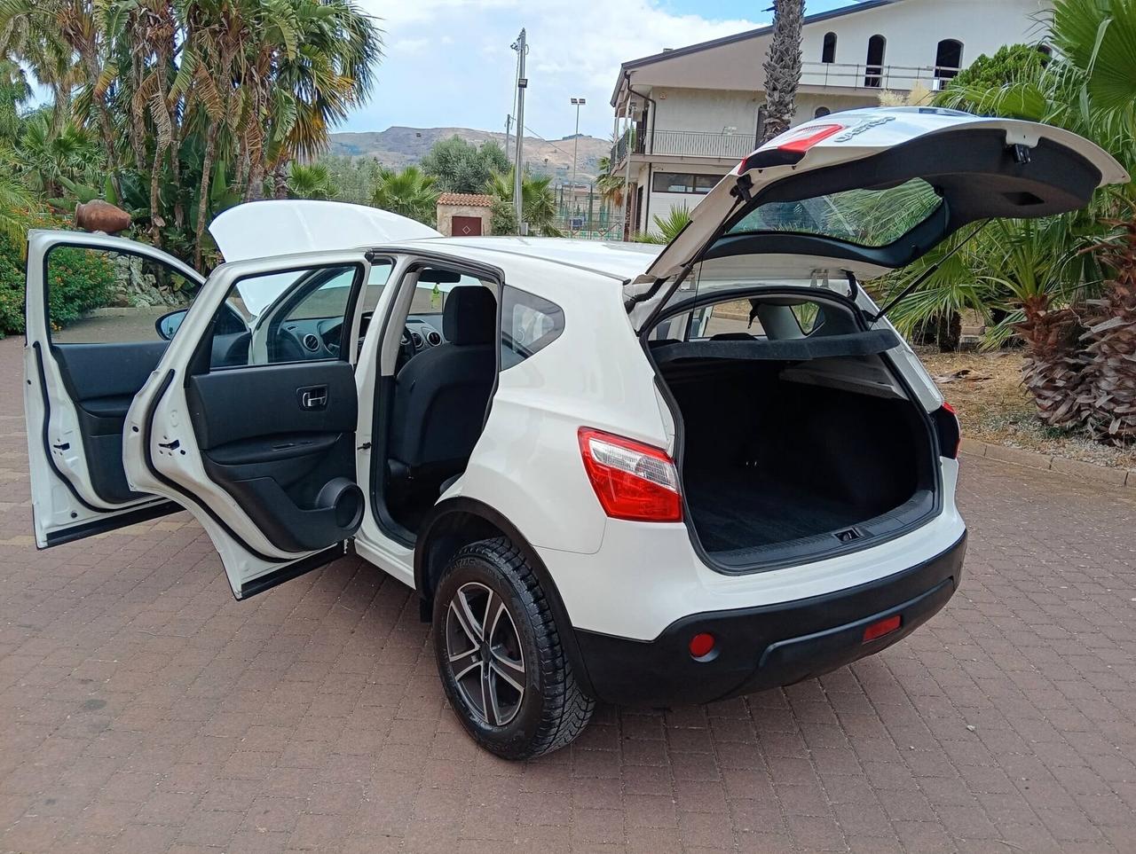 Nissan Qashqai 1.5 dCi DPF Tekna
