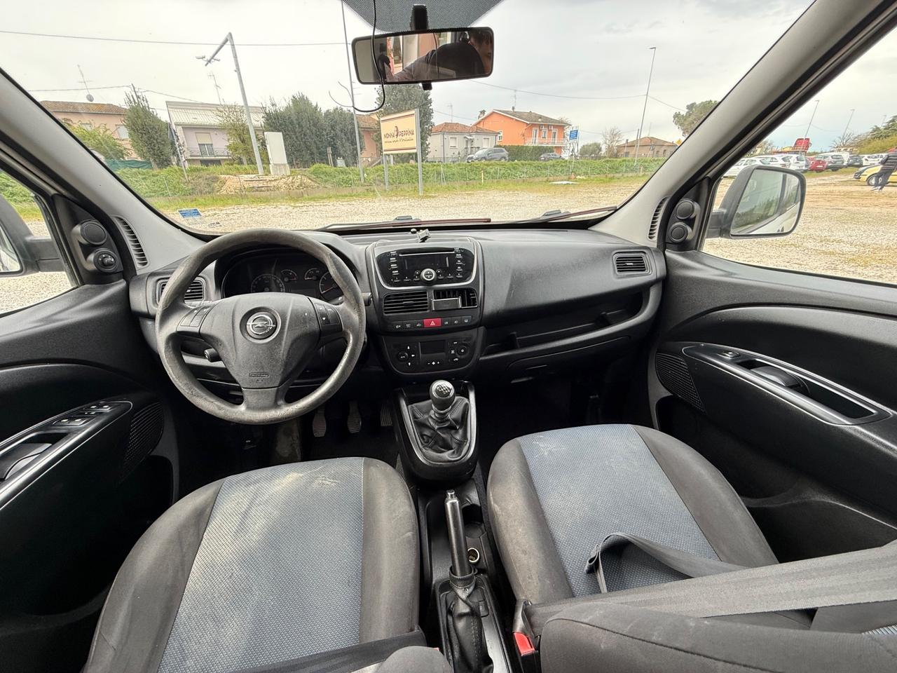 Opel Combo 1.6 CDTi 105CV PC-TN Cosmo
