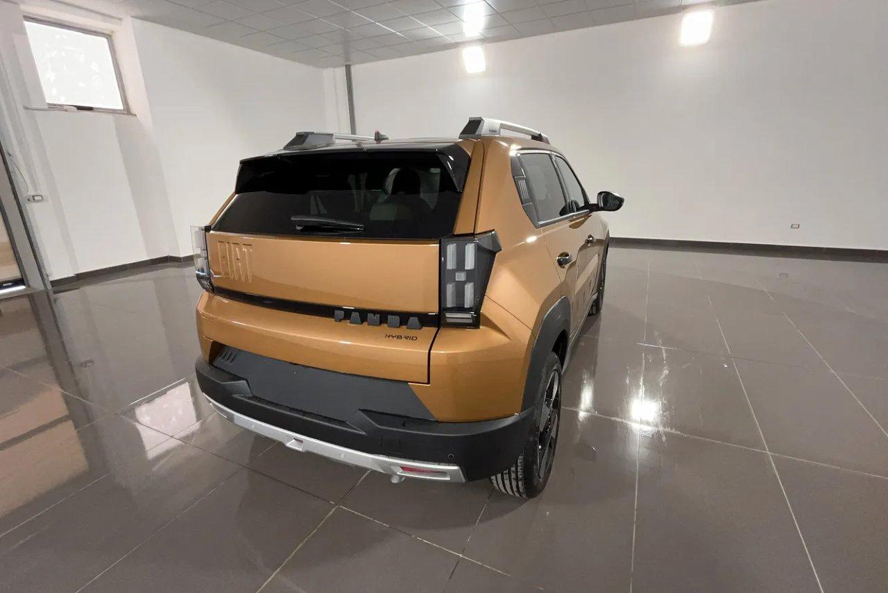 Fiat Grande Panda 1.2 hybrid La Prima 110cv edct