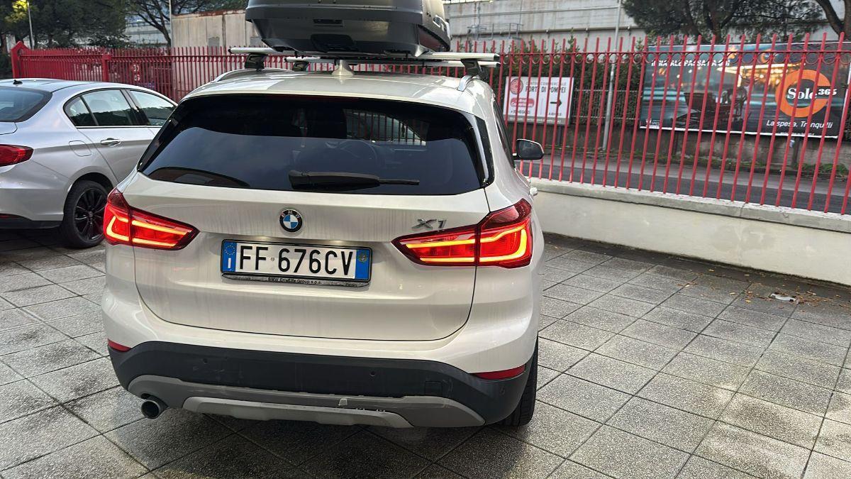 BMW - X1 - sDrive18d Business