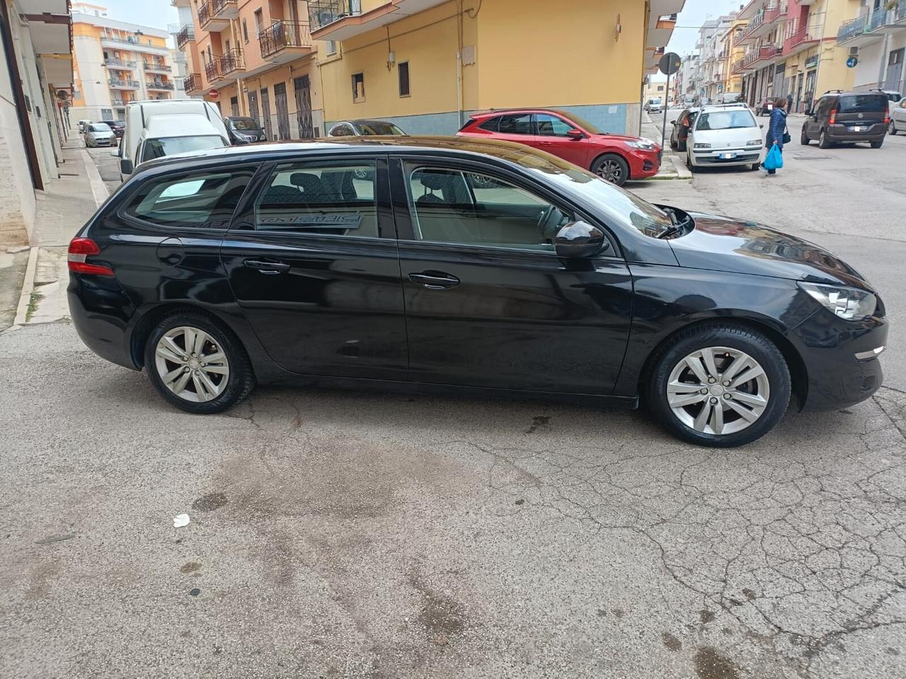 Peugeot 308 1.6 e-HDi 115 CV Stop&Start SW Business