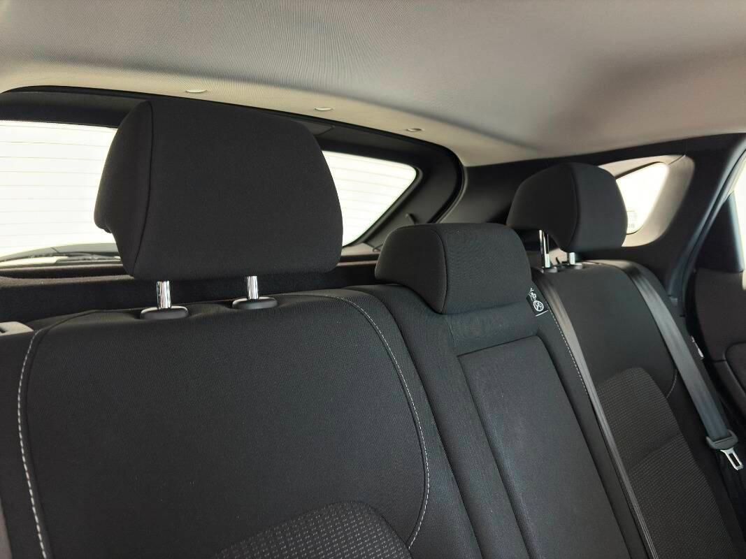 Nissan Qashqai 1.3 mhev Acenta 2wd 140cv