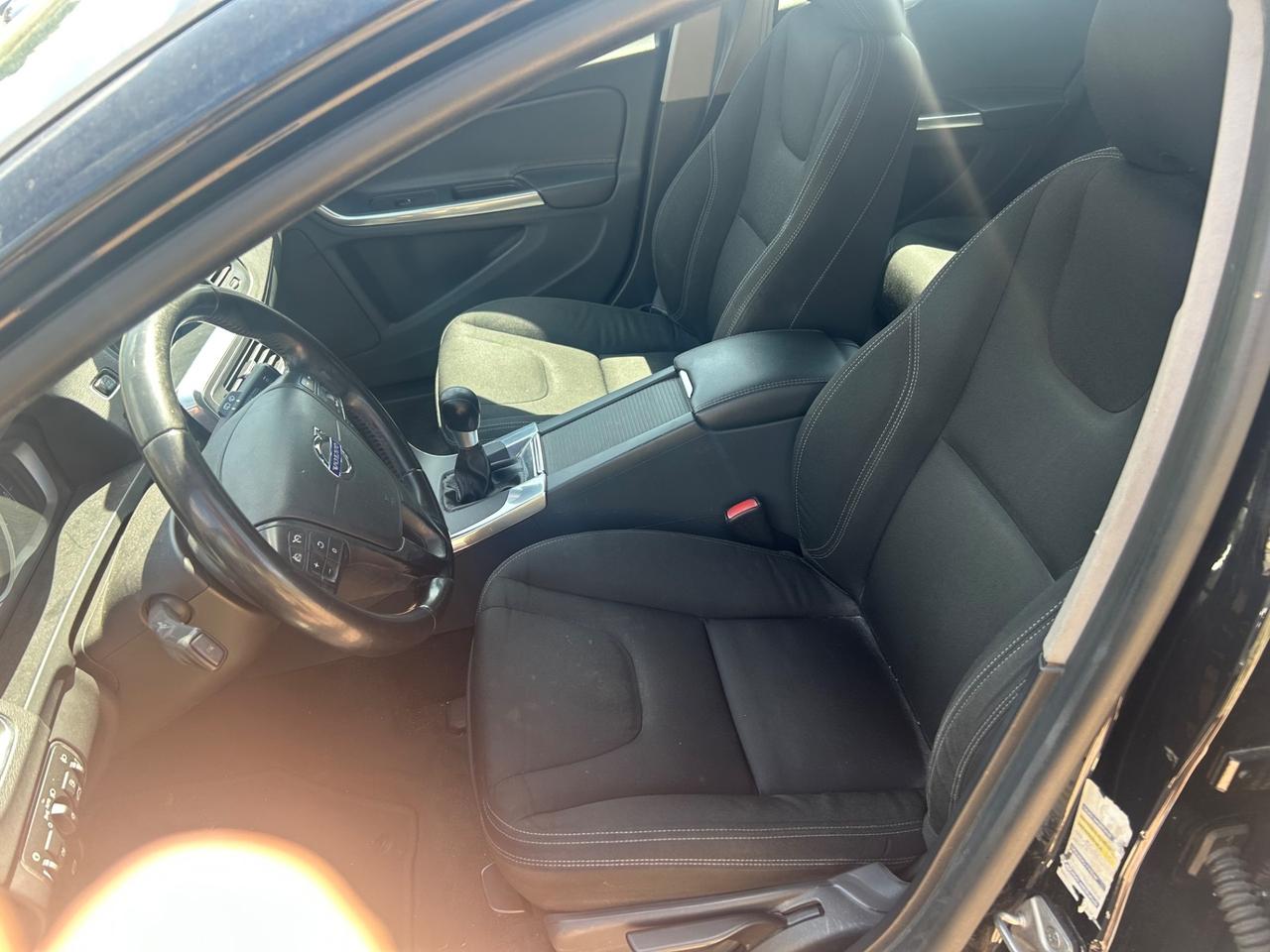 Volvo V60 D2 1.6