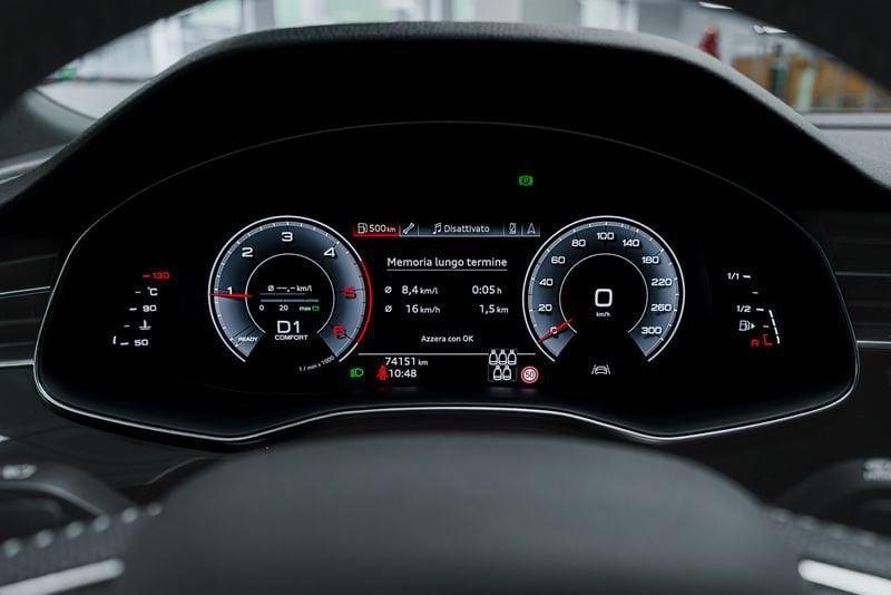 Audi Q7 AUDI Q7 S- LINE *7 POSTI*