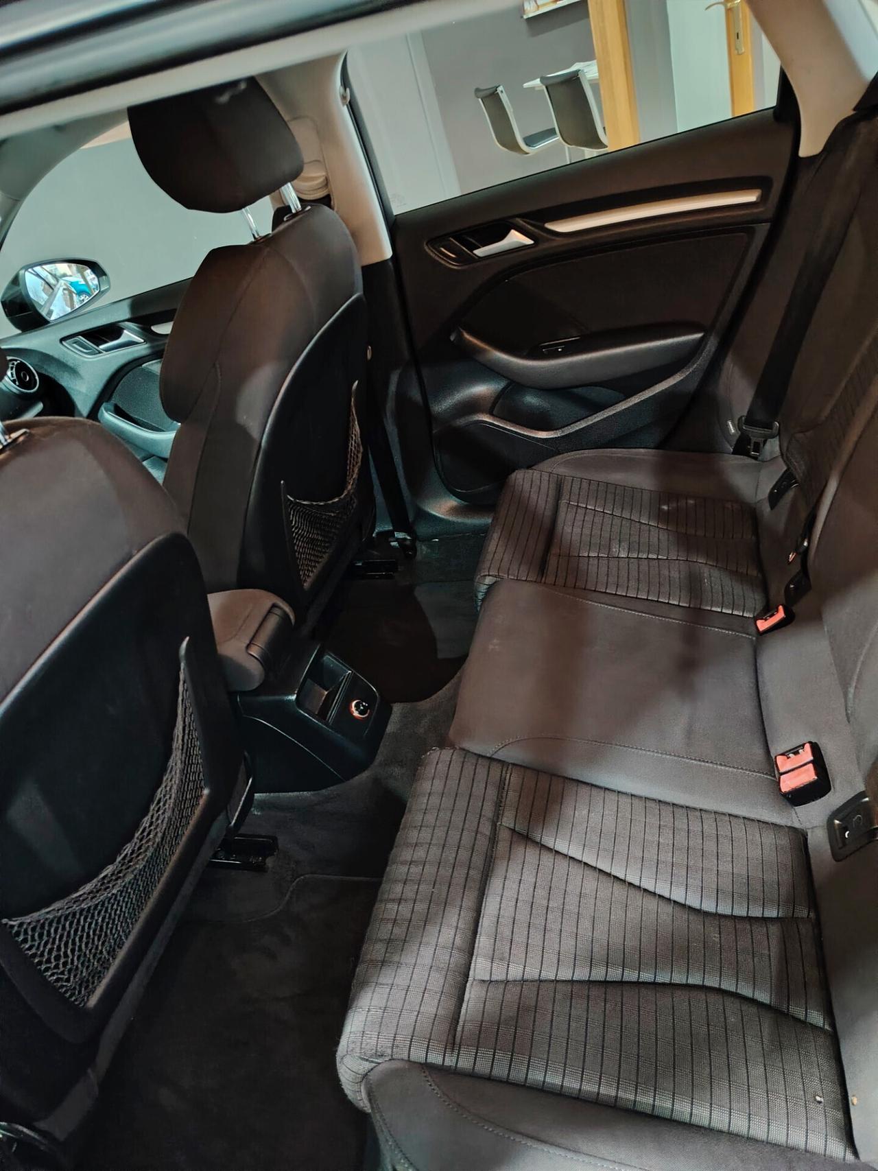 Audi A3 Sedan 1.6 TDI 116 CV S tronic Business