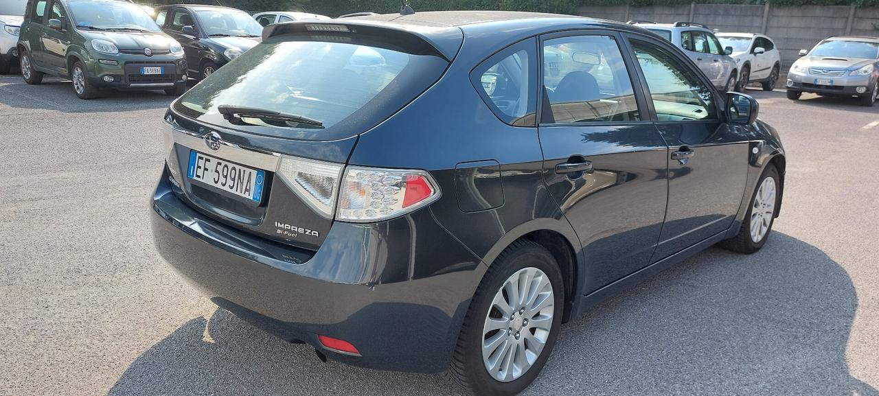 Subaru Impreza 2.0 Bi-Fuel, cambio manuale con ridotte