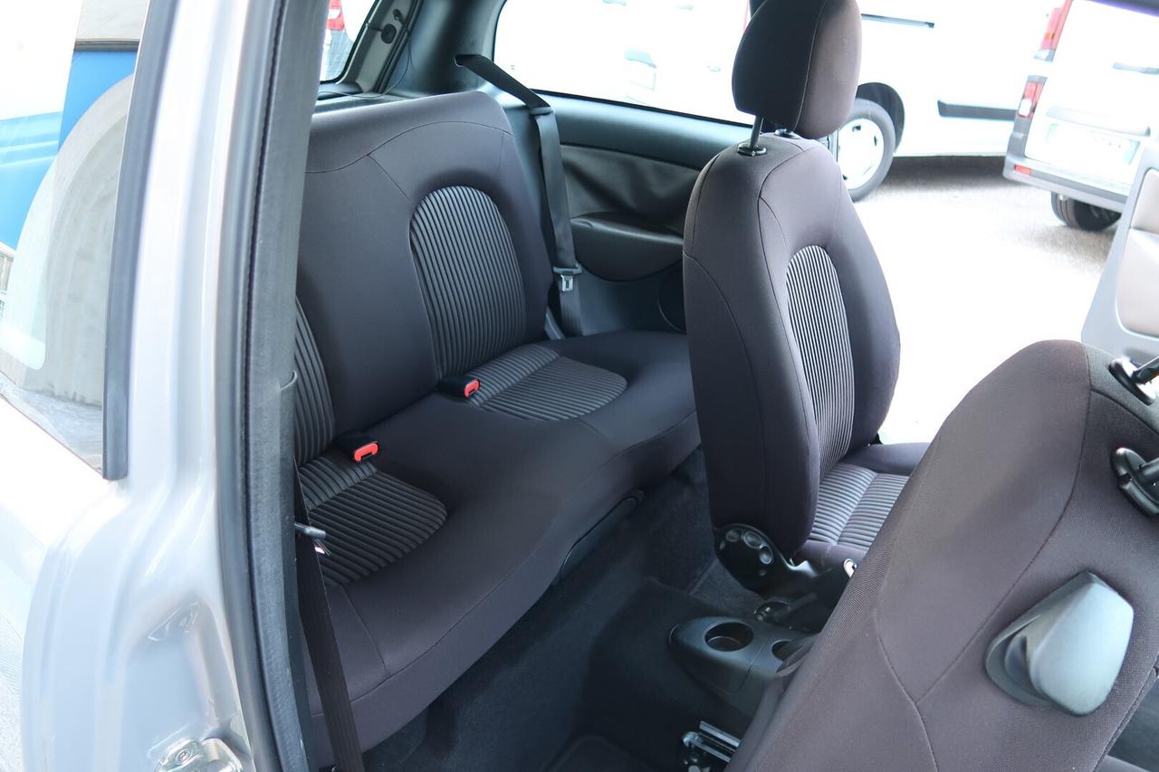 Lancia Ypsilon 1.2 Oro