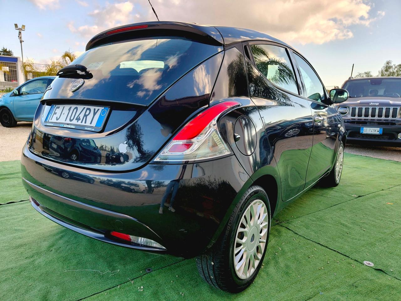Lancia Ypsilon 1.2 Benzina / Gpl 69 CV 5 porte Gold - 2017